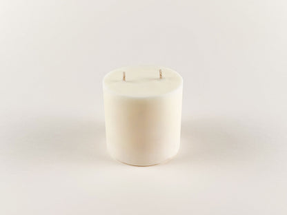 Jesmonite Refillable Candle Holder with Fragrance Oil Candle 260ml