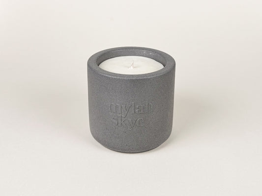 Jesmonite Refillable Candle Holder with Winter Collection Fragrance Oil Candle 260ml